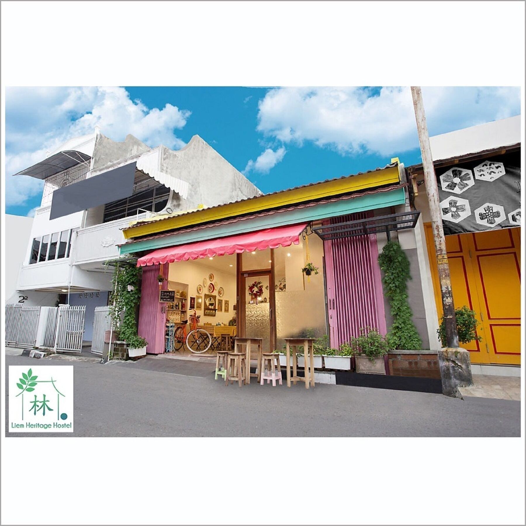 Liem Heritage Hostel Yogyakarta Bagian luar foto